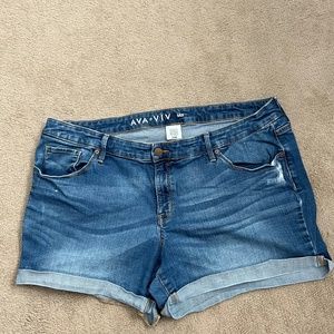 Ava and Viv Size 20W denim shorts distressed